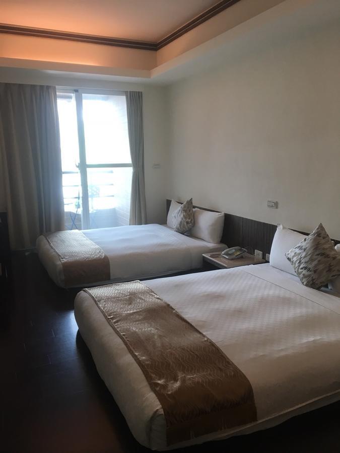Harmony Ocean Hotel Kenting Extérieur photo