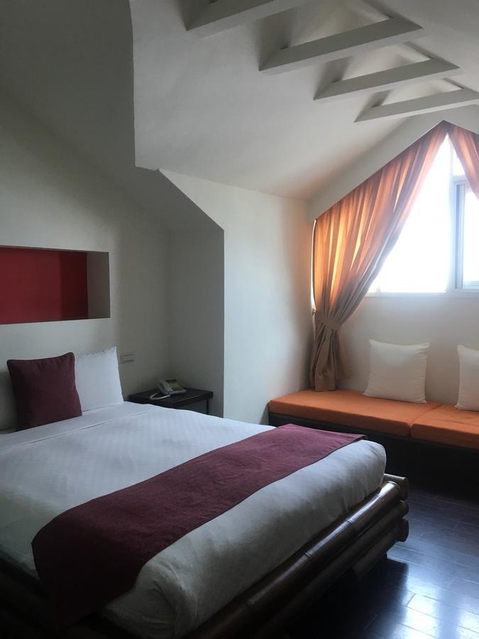 Harmony Ocean Hotel Kenting Extérieur photo